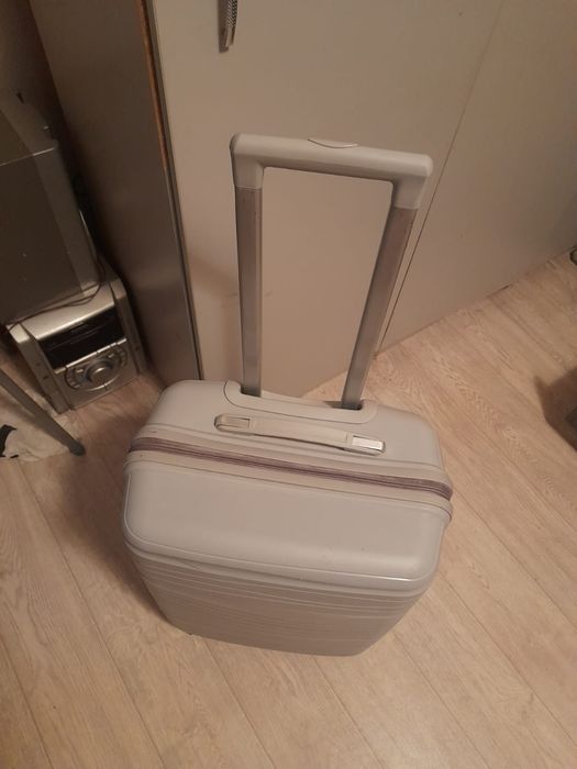 Дорожная сумка на колёсах