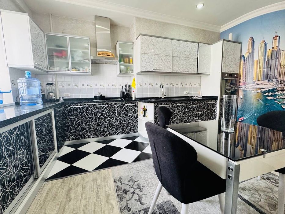 Новостройка Продается 3 комнатная квартира ремонт Ц-2 Алайский