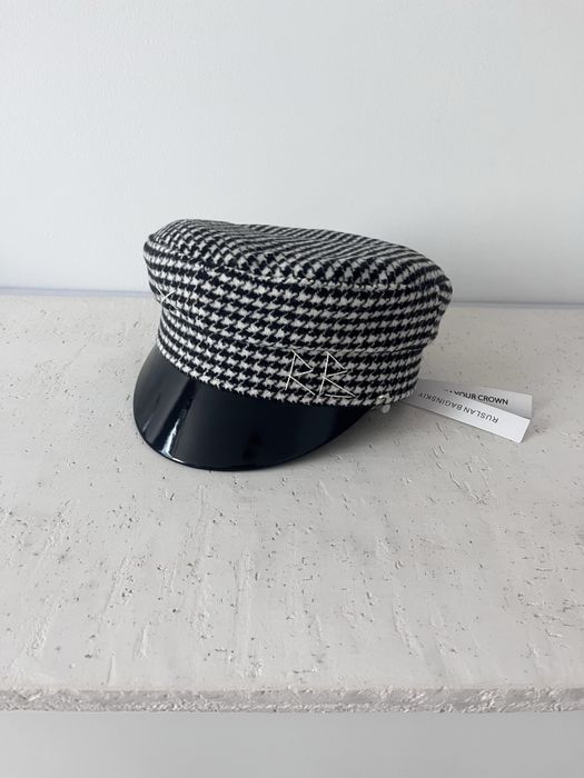 RB дамска шапка New Season