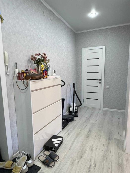 Продам 2-х ком квартиру, мкрн. Орман