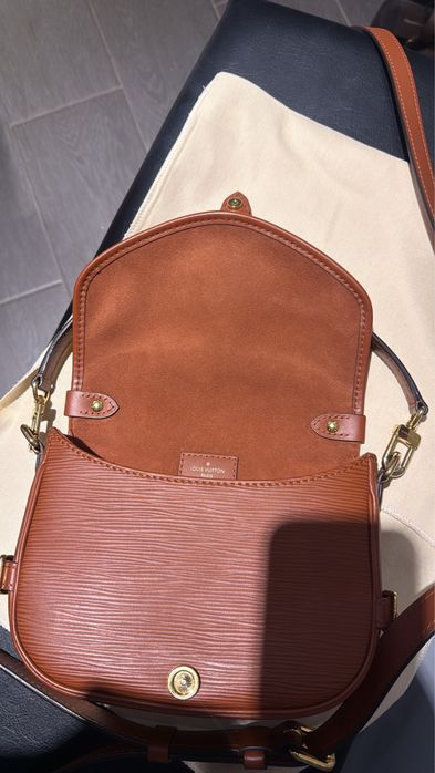 Продам оригигал сумку LV за 400000