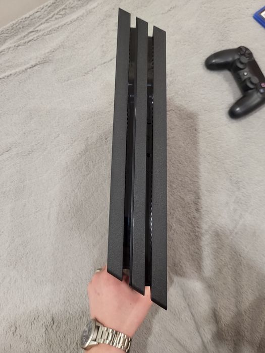 Ps4 pro 1000гб в лс