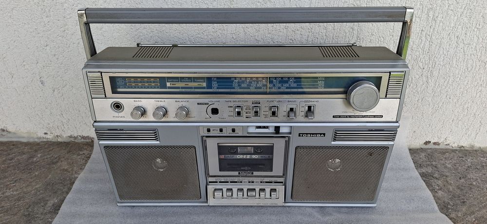 Radiocasetofon Vitange Toshiba RT-S802 made in Japan