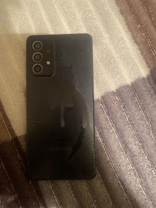 Samsung A52.