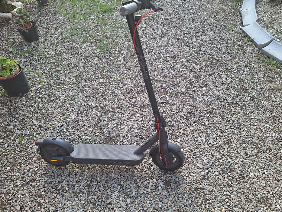 Vând trotineta xiaomi 4 Pro