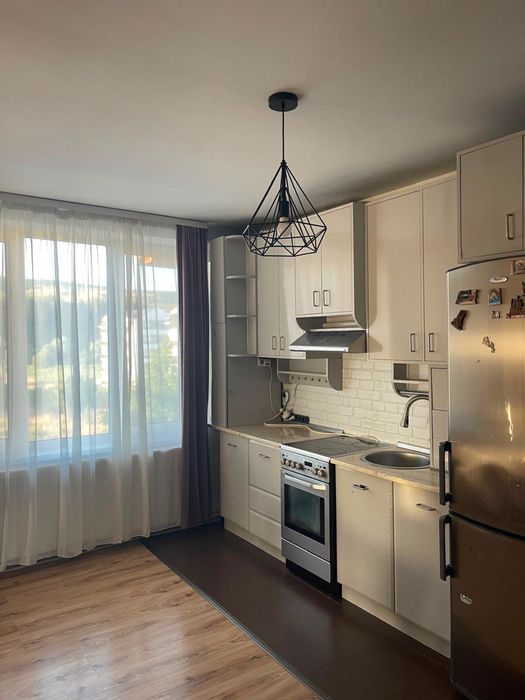 Proprietar inchiriez apartament strada Tineretului Floresti