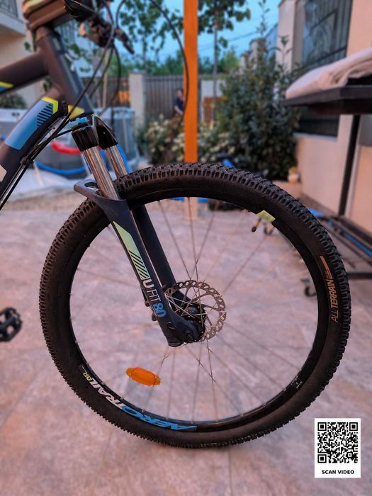 Bicicleta MTB B'Twin Rockrider 520, 27.5", marimea L, aluminiu, 24 viteze