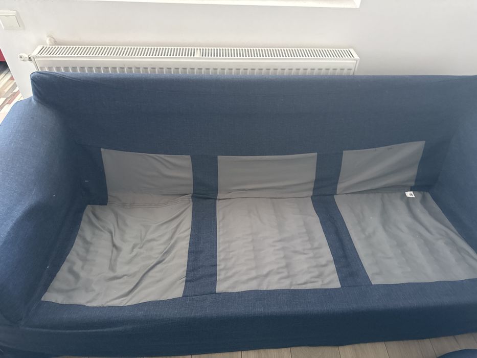 Canapea bleumarin ikea
