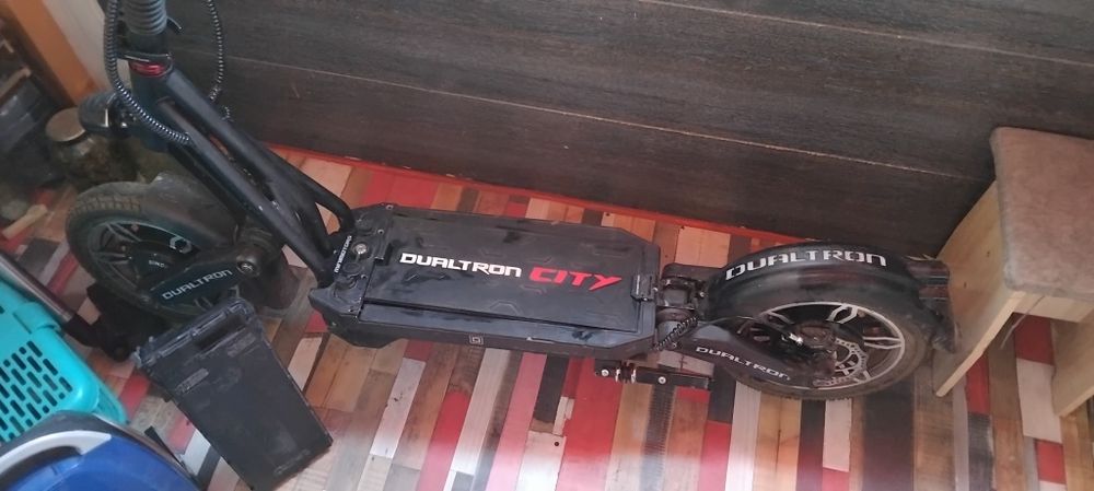 Продаётся Dualtron city 14колеса