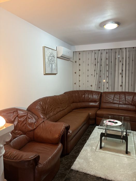 Coltar din piele maro extensibil