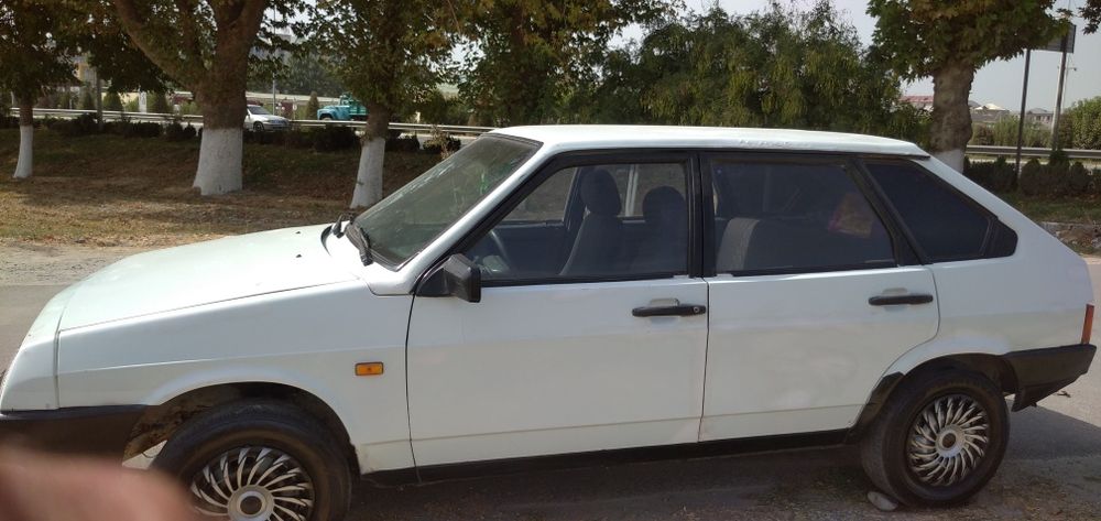 Сотилади Ваз 2109