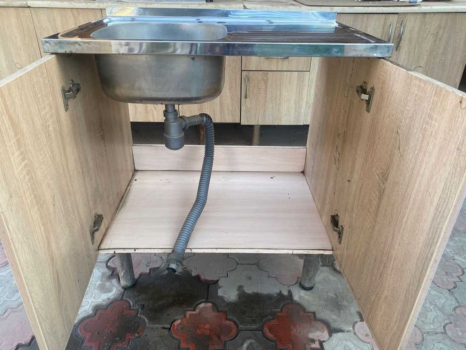 Кухонная мойка   продам