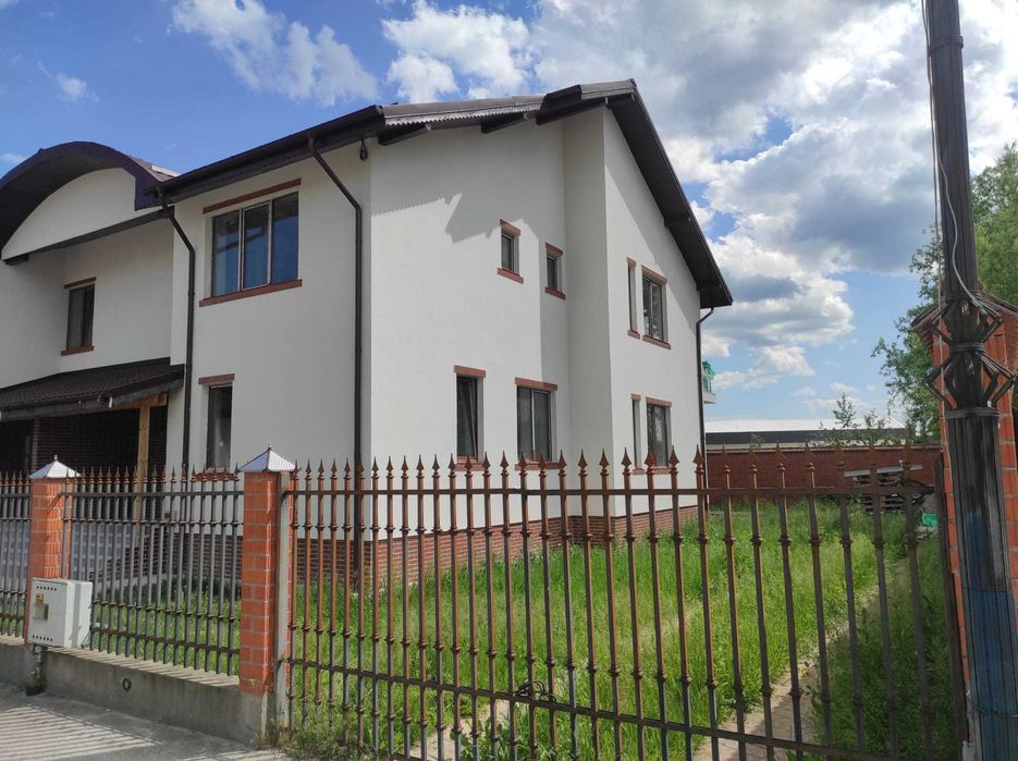 casa duplex Targoviste Aleea Manastirii  Dealu