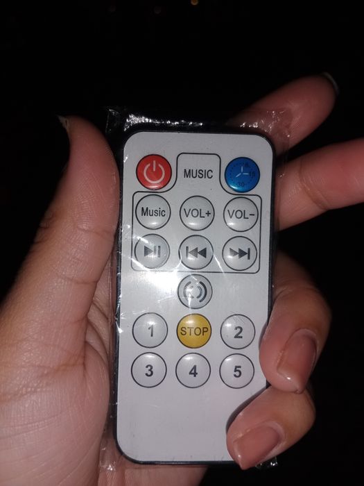 Продам шезлонг для новорожденных