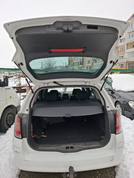 Opel Astra H Station Wagon