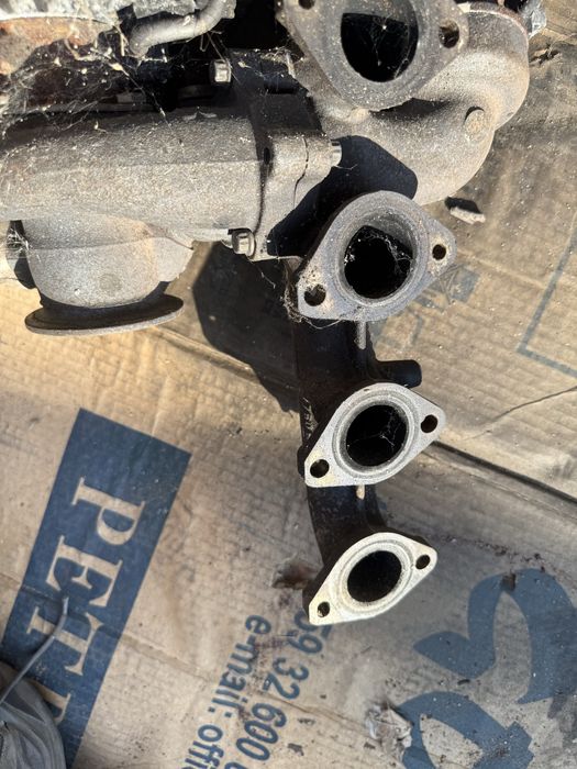 Изпускателен колектор Bmw 123d n47 204кс бмв 123а е87 е81 е82 e87 e81