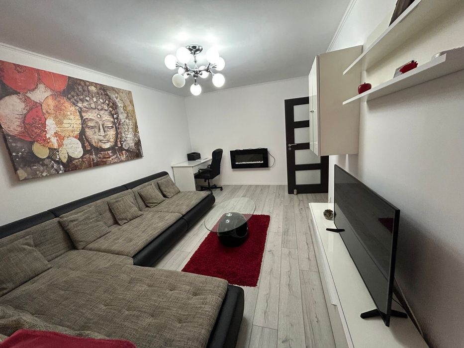 Inchiriez apartament 3 camere