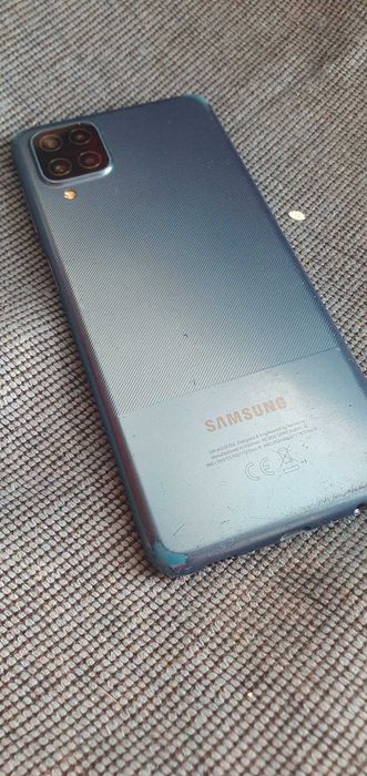 Samsung a12.