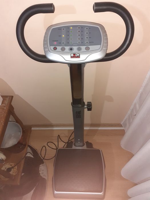 Aparat medicinal pentru masaj