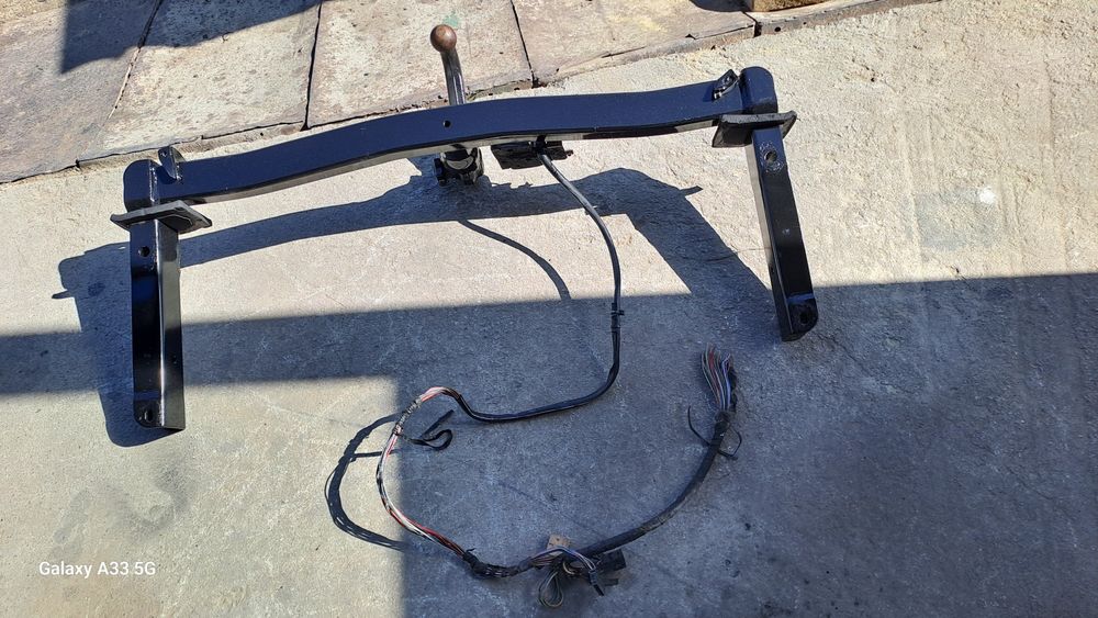 Теглич Оригинален за Ауди А6 Ц5/ Audi A6  [ C5] комби