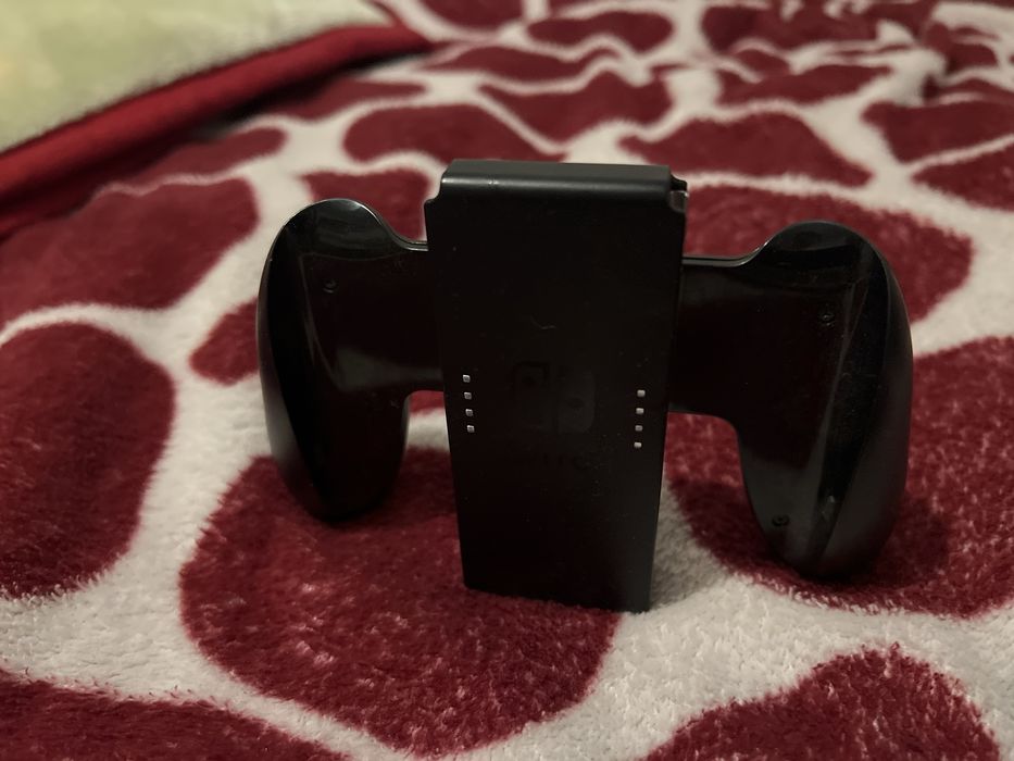 Nintendo switch cu un joc