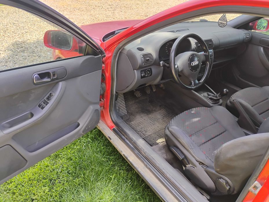 Audi A3  1.8 benzină din 1996