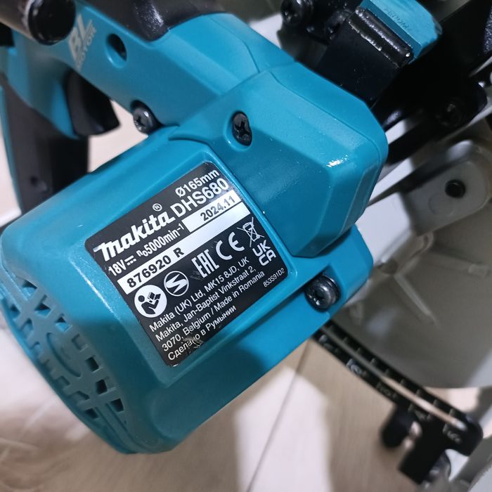 Circular profesional fabricatie 2024 Makita DHS680 impecabil