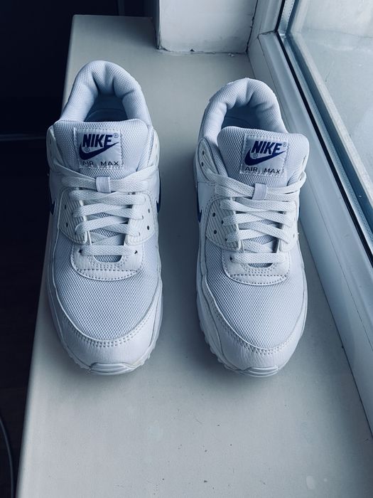 Кроссовки и кеды