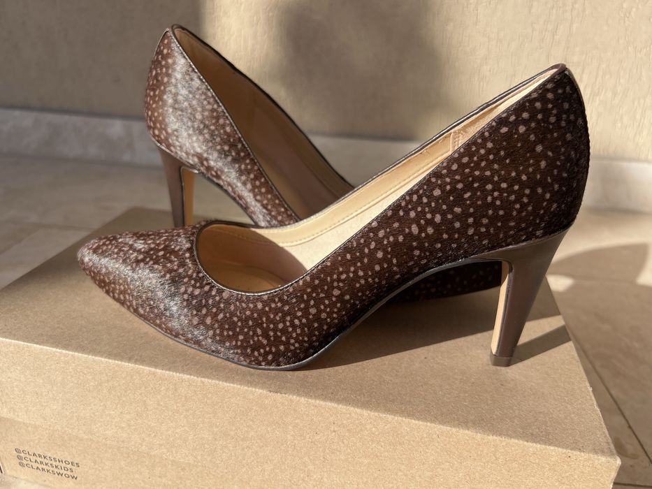 Pantofi cu toc Clarks noi, piele naturală ponei, mărimea 39