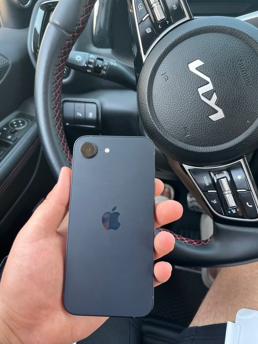Iphone 17 e (256 гб ) гарантия 1 год блан