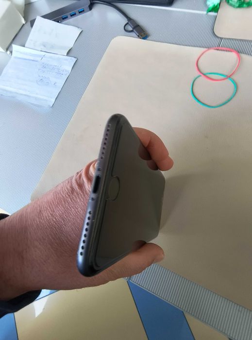 Iphone 8 Plus ,64GB,76%-Батерия,iOS 16.7.12