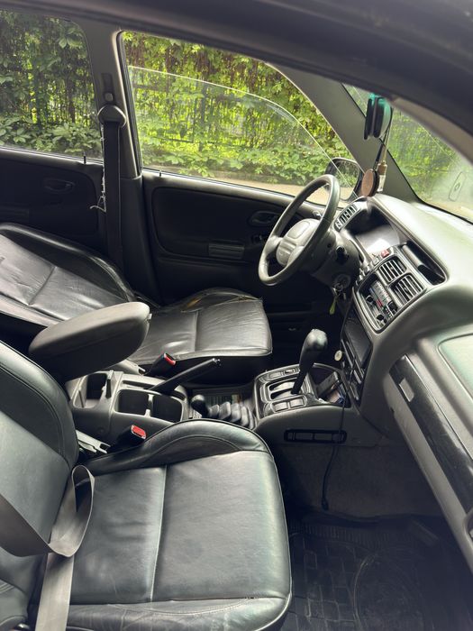 Продам Suzuki grand vitara 2000