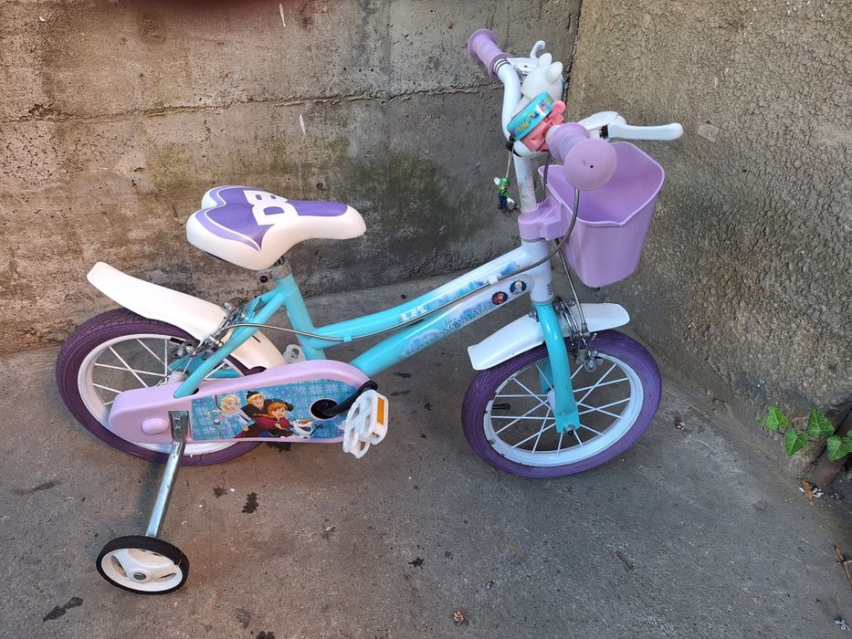 Bicicleta pentru fetițe de 4/7 ani!
