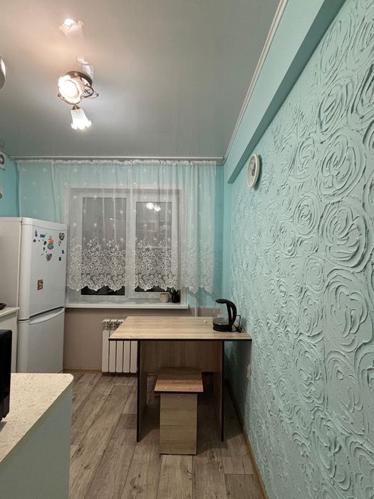 Продам 1,5-комнатную квартиру: