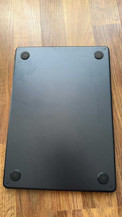 Vand laptop MacBookAir