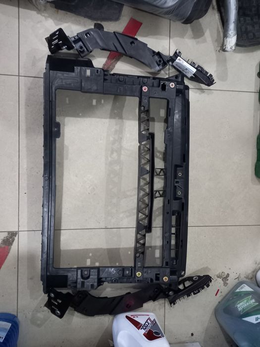 Рамка радиатора? Супорт радиатора Поло