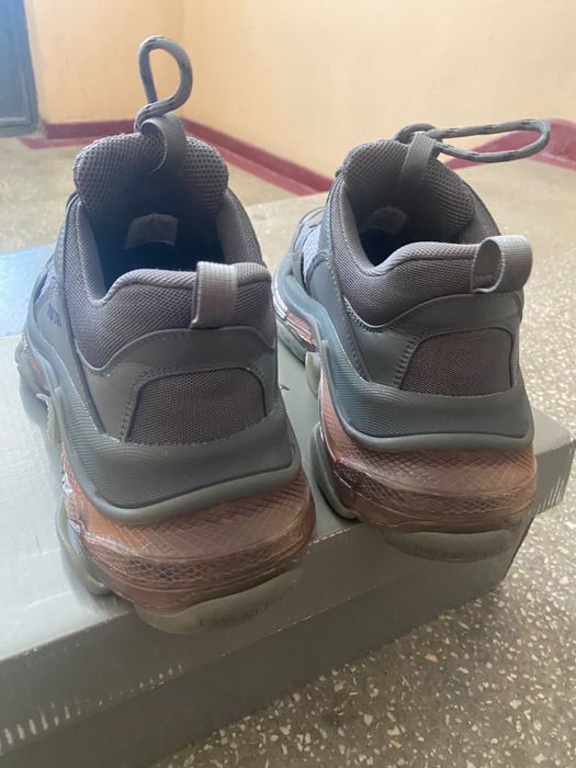 Vand Balenciaga Triple S