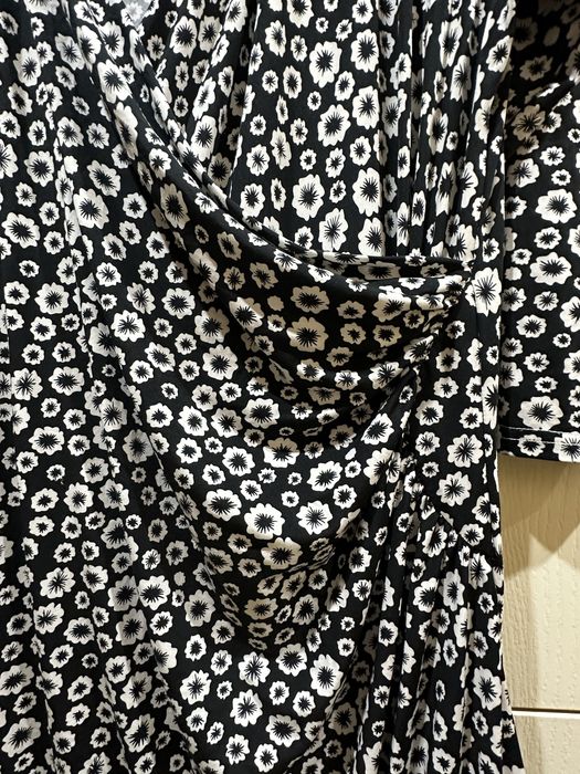 Рокля от разтеглива материя