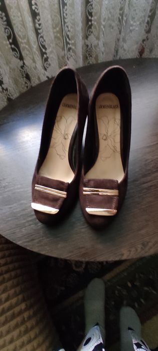 Продаю туфли б/у