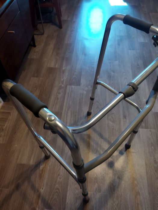 Продаются Ходунки