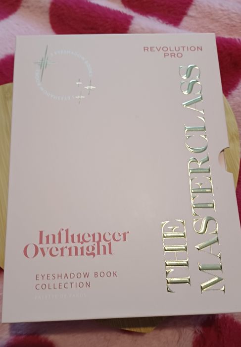 Лот  декоративна козметика