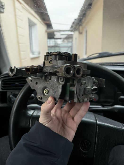 Моновпрыск гольф 3 1.8