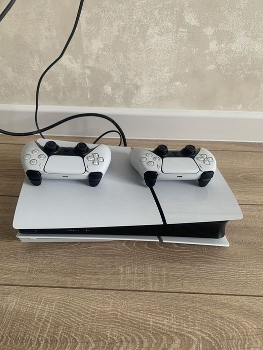 Продам ps5 в идеальном состоянии