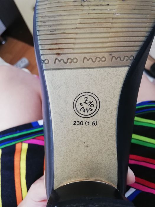 Продам туфли женские
