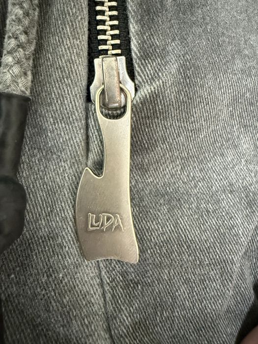 Панталон на Luda