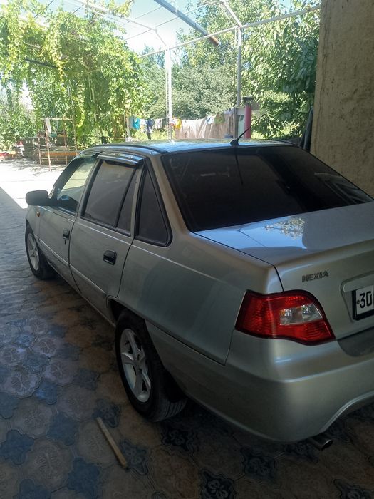 Nexia 2 ideal holatda