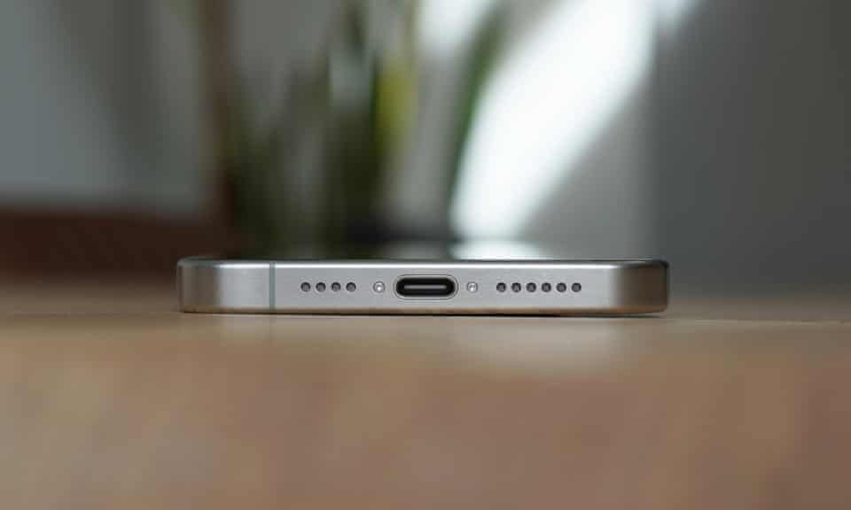 iPhone 15 Pro Max 512gb / Natural Titanium / + Чехол / Айфон про макс