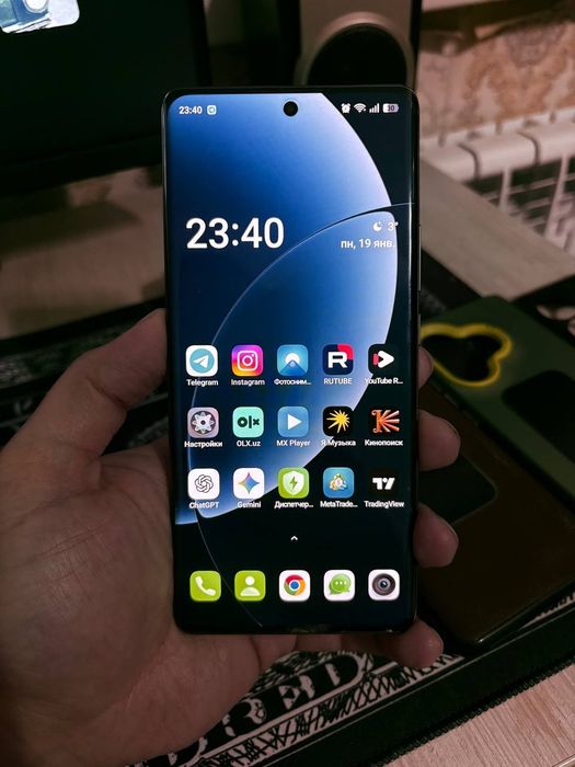 Realme GT 6 - 16/512