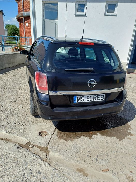 Vând Opel astra h