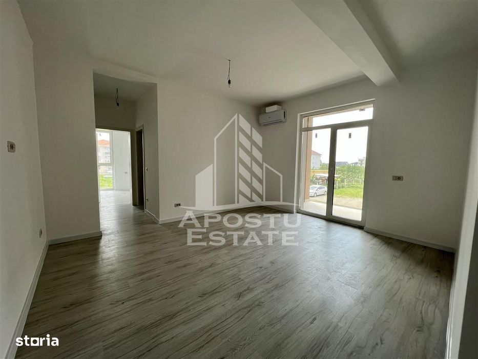 Apartament cu 2 camere, bucatarie inchisa in Giroc la asfalt — fotografia 3